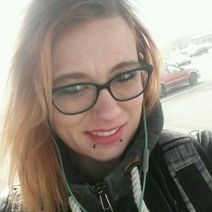 Meet your Posher, Kaitlin
